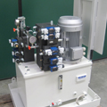 Hydraulic unit for rubber calender control