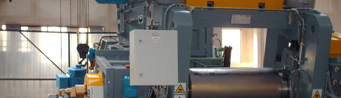 Extruder + rolling press for rubber; production forper Pomini Rubber & Plastics