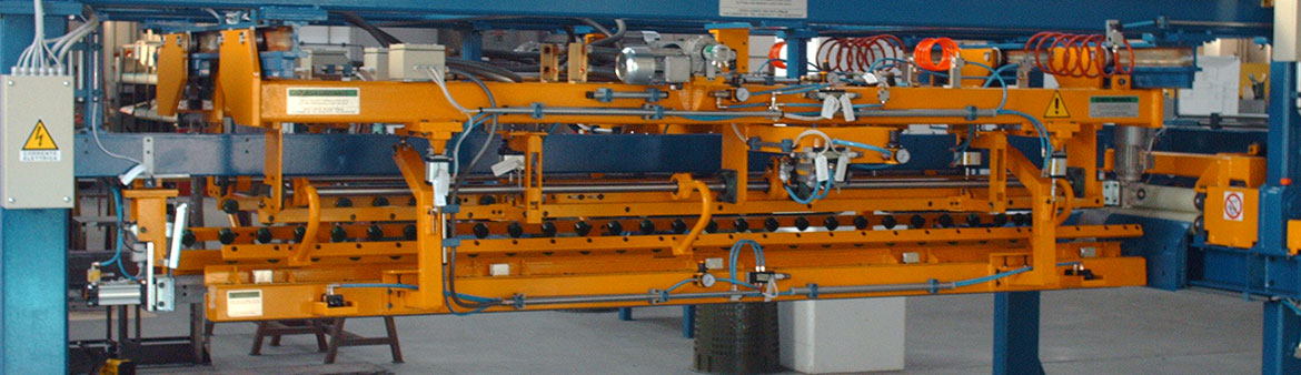 Sheet piler in sectioning line; production for Guida Impianti